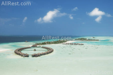 Olhuveli Beach & Spa Resort 7